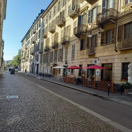 Centralissimo Nel Cuore Del Quadrilatero Di Апартаменты *